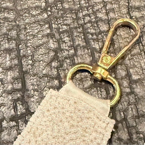 Tulane Crossbody Bag Beaded Strap with Roll Wave Lettering - Picture 4 of 7